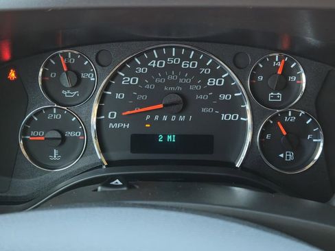 New 2025 Chevrolet Express 3500 Work Van image 13