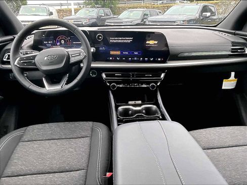 New 2026 Chevrolet Traverse LT w/ Midnight/Sport Edition image 12