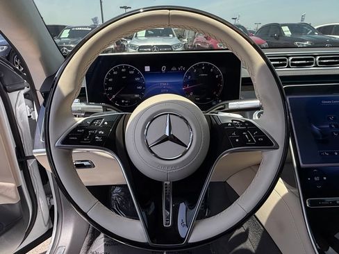 Used 2024 Mercedes-Benz S 580 4MATIC Sedan image 22
