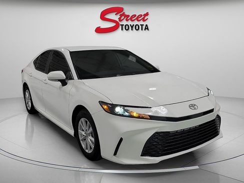 Certified 2026 Toyota Camry LE FWD image 5