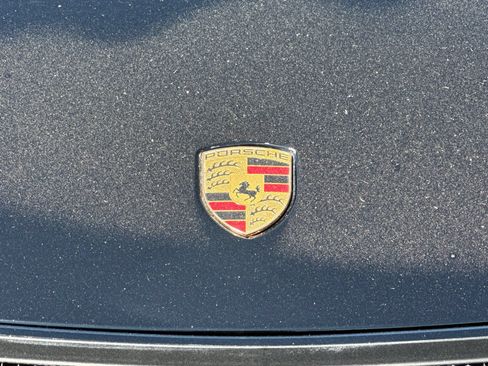 Used 2021 Porsche 718 Cayman GT4 RWD image 27