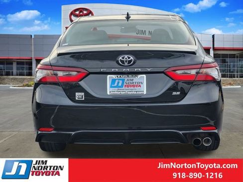 Used 2024 Toyota Camry SE w/ Cold Weather Package image 7