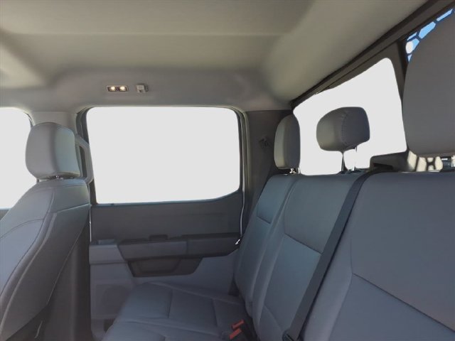 New 2025 Ford F350 XL w/ XL Chrome Package AWD/4WD image 9
