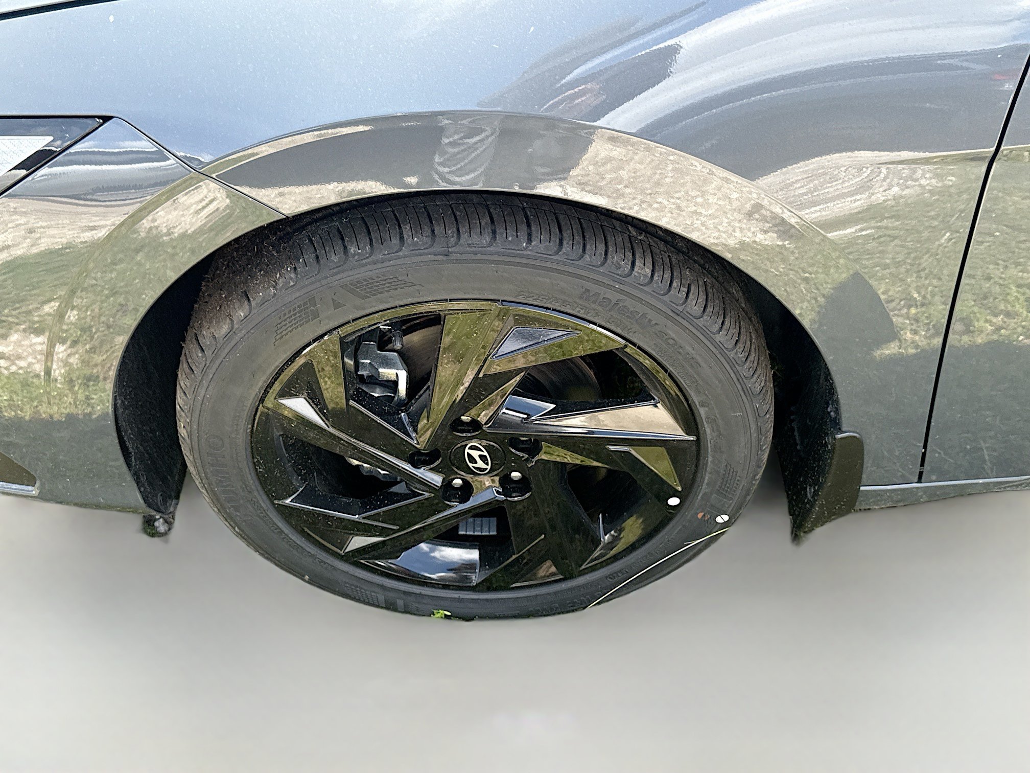 New 2026 Hyundai Elantra Sport FWD image 23