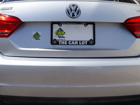 Used 2015 Volkswagen Passat 1.8T SE image 21