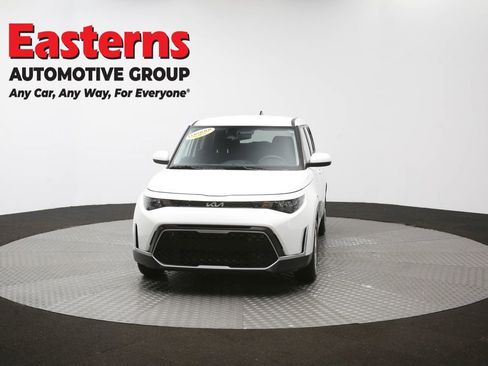Used 2025 Kia Soul LX w/ LX Technology Package FWD image 53