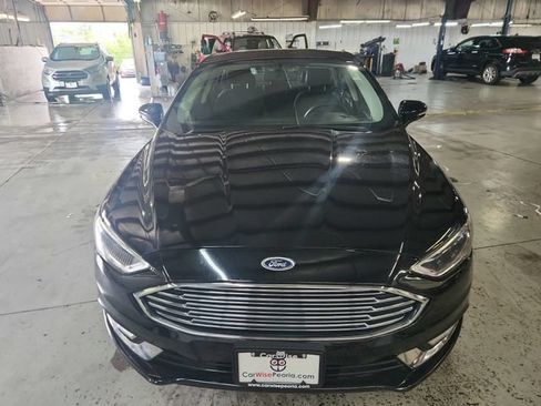 Used 2018 Ford Fusion Titanium AWD/4WD image 2