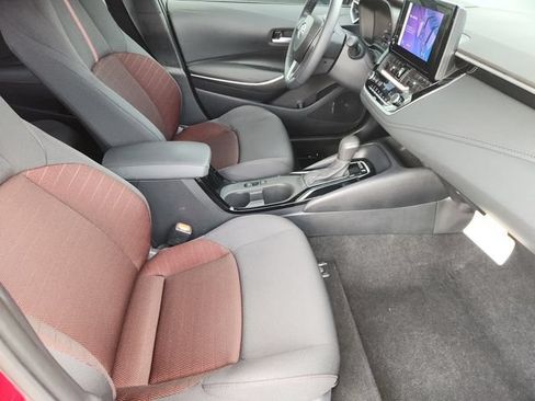 Used 2023 Toyota Corolla SE FWD image 10
