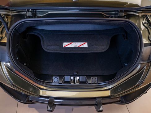 Used 2024 Ferrari Roma Spider image 27