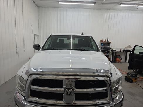 Used 2015 RAM 2500 SLT w/ Luxury Group image 19
