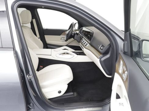 Used 2024 Mercedes-Benz GLE 450 4MATIC image 21