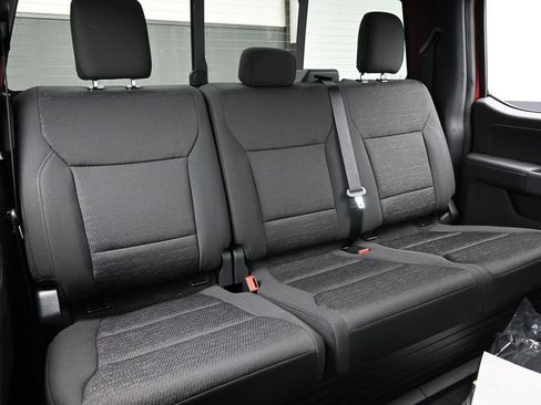 New 2025 Ford F150 XLT w/ Equipment Group 302A MID image 31