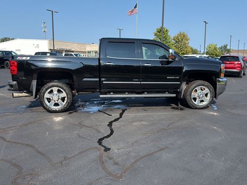 Used 2016 Chevrolet Silverado 2500 LTZ w/ Duramax Plus Package AWD/4WD image 6