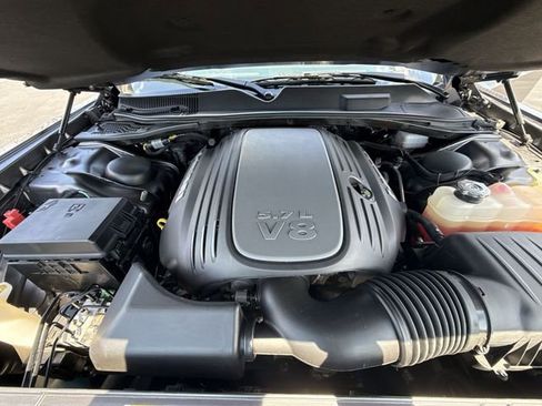 Used 2014 Dodge Challenger R/T Plus image 27