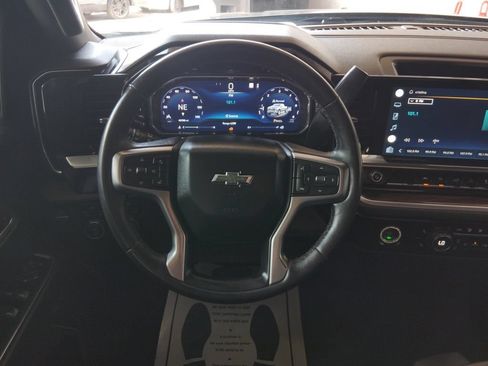 Used 2022 Chevrolet Silverado 1500 RST AWD/4WD image 22
