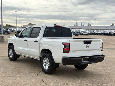 New 2026 Nissan Frontier S image 9