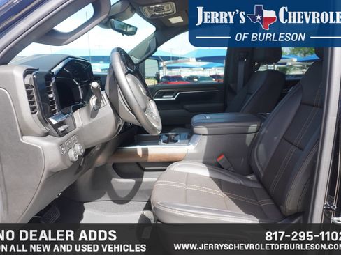 Used 2026 Chevrolet Silverado 3500 High Country w/ High Country Premium Package AWD/4WD image 7