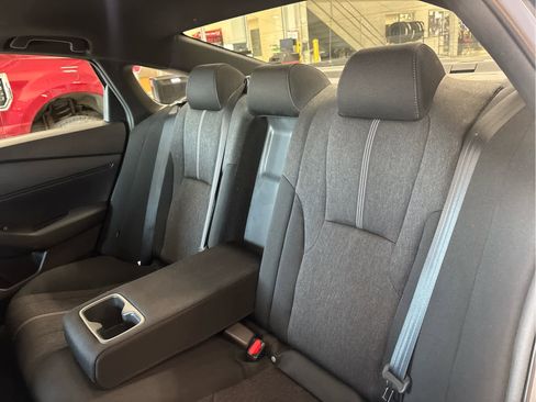 Used 2023 Honda Accord Sport image 35