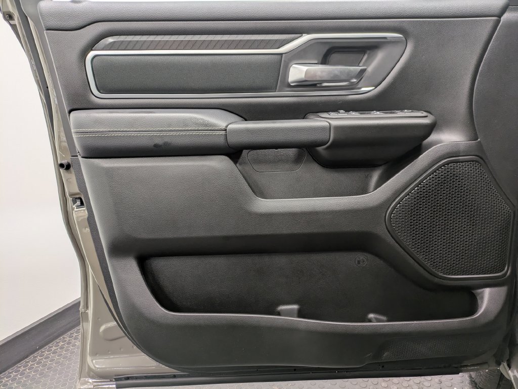 Used 2026 RAM 1500 Big Horn AWD/4WD image 8