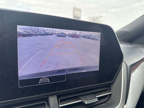 Certified 2024 Chevrolet Trax RS w/ Driver Confidence Package image 7