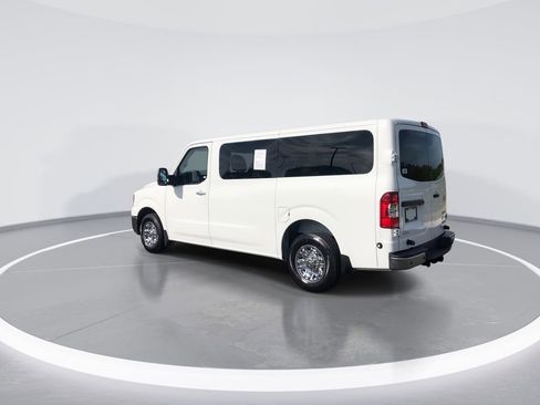 Used 2016 Nissan NV 3500 SL RWD image 6