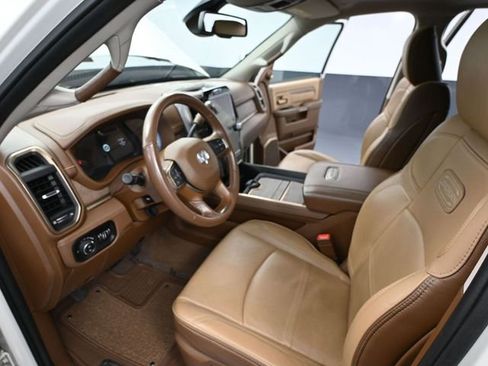 Used 2024 RAM 3500 Limited w/ Towing Technology Group image 25