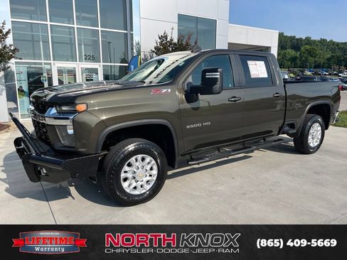 Used 2023 Chevrolet Silverado 2500 LT w/ Convenience Package AWD/4WD image 1