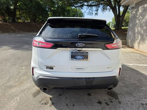 Used 2019 Ford Edge SE FWD image 10