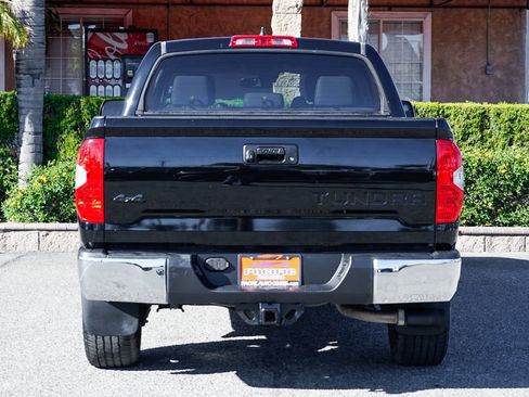 Used 2020 Toyota Tundra SR5 w/ SR5 Leather Package AWD/4WD image 7