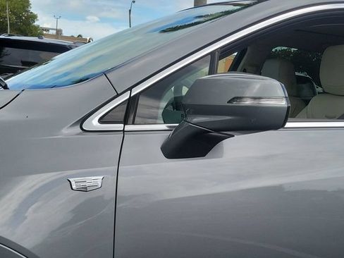 Certified 2024 Cadillac XT5 Premium Luxury FWD image 11