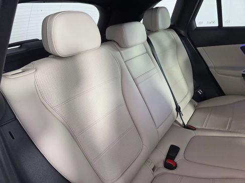 Certified 2025 Mercedes-Benz GLC 350e 4MATIC image 26