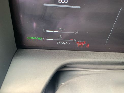 Used 2025 Lexus GX 550 w/ Accessory Package (2T) AWD/4WD image 16