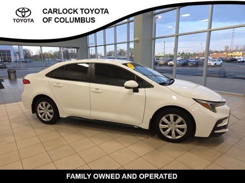 Used 2024 Toyota Corolla SE image 5