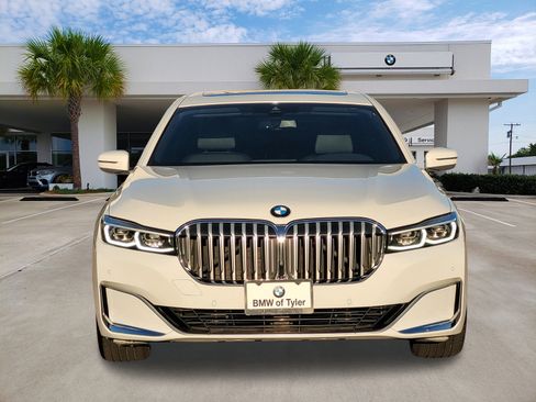 Used 2020 BMW 740i w/ Cold Weather Package image 2