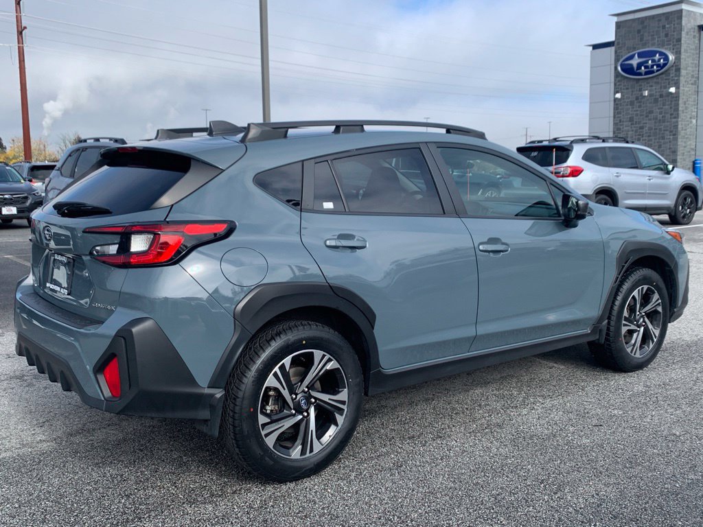 Used 2024 Subaru Crosstrek 2.0i Premium AWD/4WD image 8