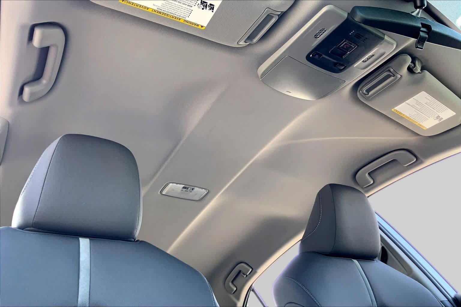 Used 2024 Toyota Camry LE FWD image 14