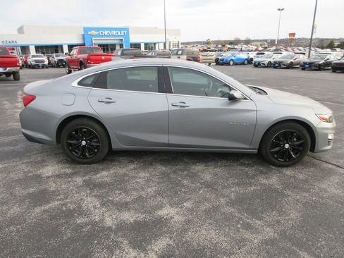 Used 2024 Chevrolet Malibu LT image 6