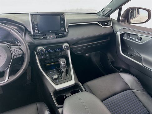 Used 2021 Toyota RAV4 XSE image 20