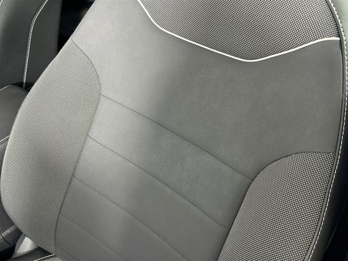 Used 2023 Volkswagen Taos SE image 18