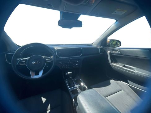 Used 2021 Kia Sportage LX FWD image 14