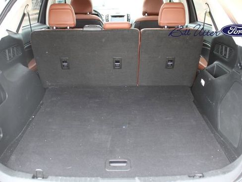 Used 2019 Ford Edge Titanium w/ Equipment Group 301A image 10