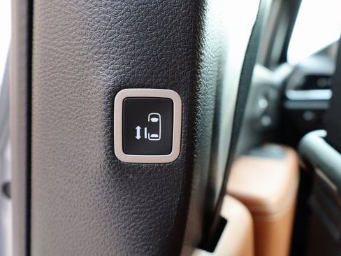 New 2026 Chrysler Pacifica Pinnacle image 51