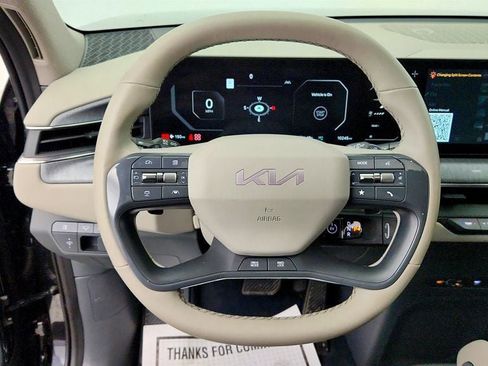 Used 2024 Kia EV9 Land AWD/4WD image 14