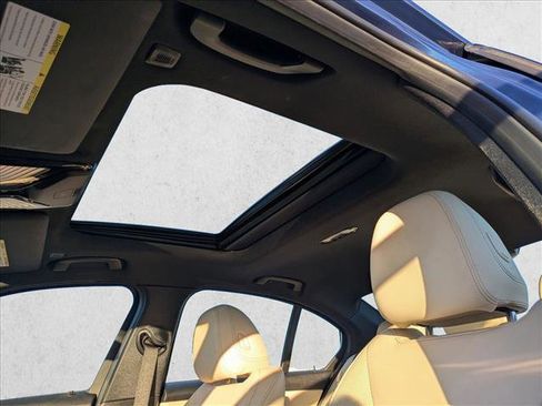 Used 2023 BMW 330i Sedan w/ Convenience Package image 16