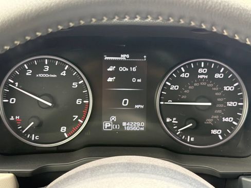Certified 2025 Subaru Forester Limited AWD/4WD image 46
