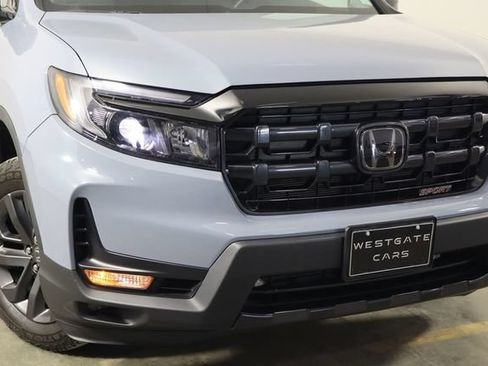 Used 2024 Honda Ridgeline Sport image 44