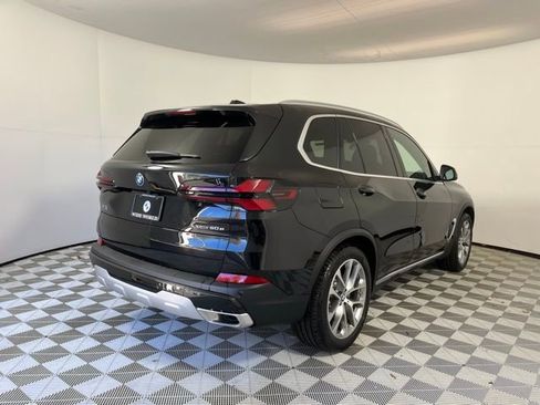 Used 2026 BMW X5 xDrive50e w/ Premium Package AWD/4WD image 7