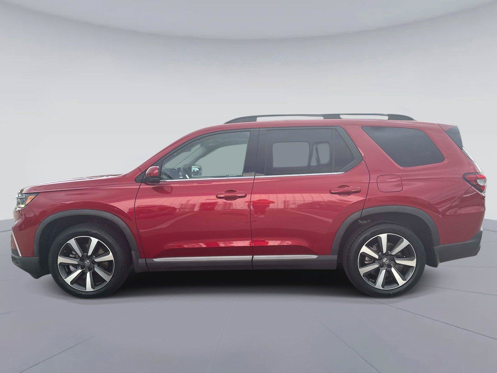Certified 2023 Honda Pilot Touring image 7