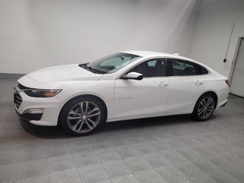 Used 2022 Chevrolet Malibu LT FWD image 2