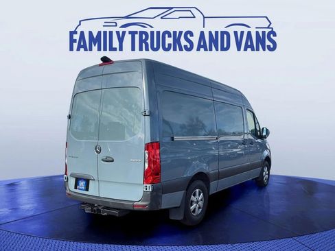 Used 2019 Mercedes-Benz Sprinter 144 Cargo image 4
